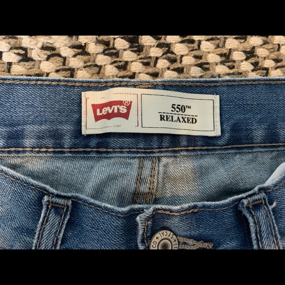 Levi’s Boys 550 Relaxed Fit Jeans - Picture 4 of 5